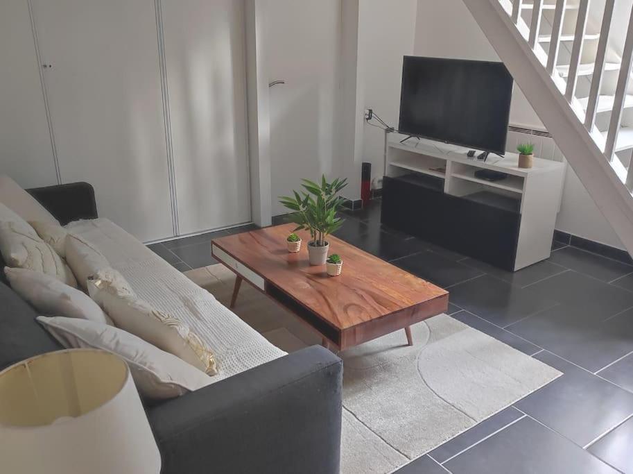 Charmant Duplex En Centre-Ville Le Mans Exterior foto